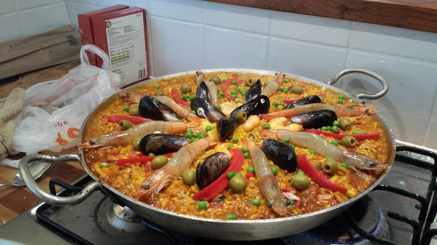 sea food paella by eddie sea food market :)
