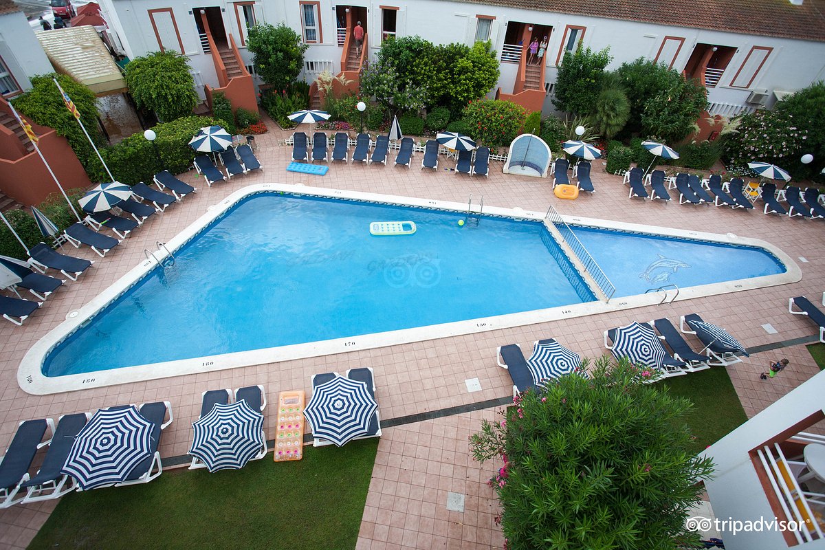 Sarova Stanley Pool Pictures & Reviews - Tripadvisor