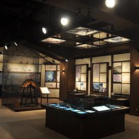 絹の道資料館の展示室
