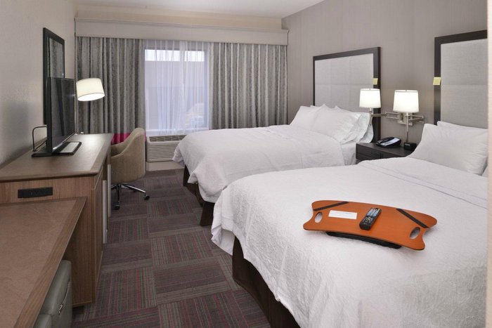 Hampton Inn Leavenworth Rooms: Pictures & Reviews - Tripadvisor