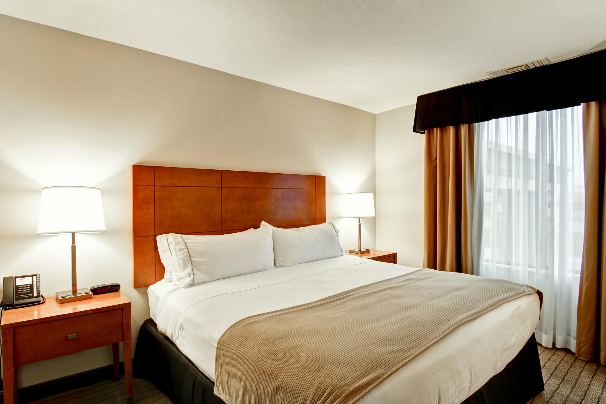 HOLIDAY INN EXPRESS SUITES GUELPH AN IHG HOTEL Reviews Ontario   Holiday Inn Express Suites 