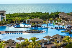 Piscina e praia