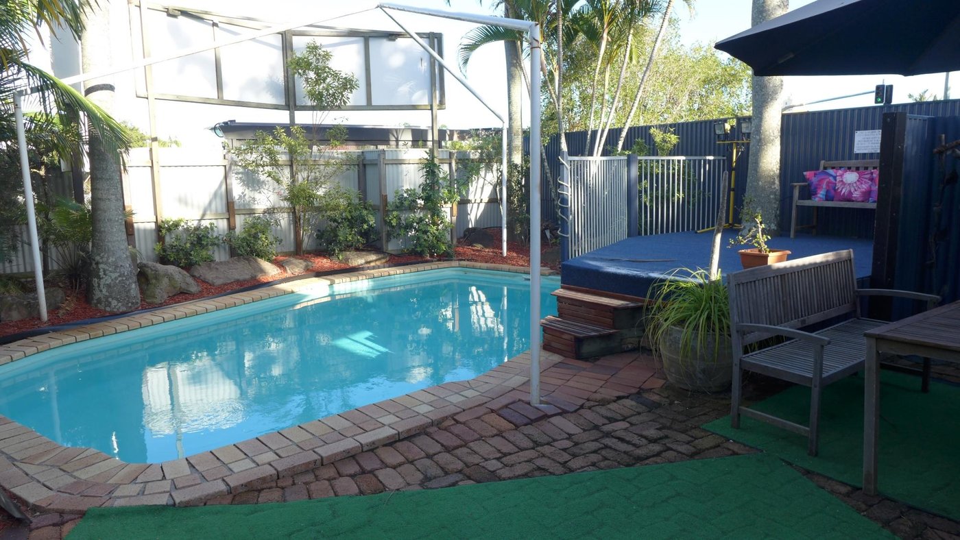 Central Motel Mooloolaba Kitchenettes: Pictures & Reviews - Tripadvisor