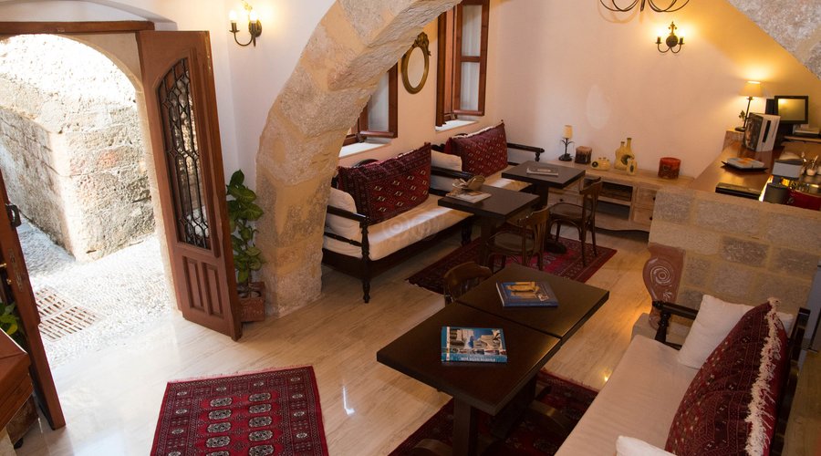 Lobby at the Camelot hotel