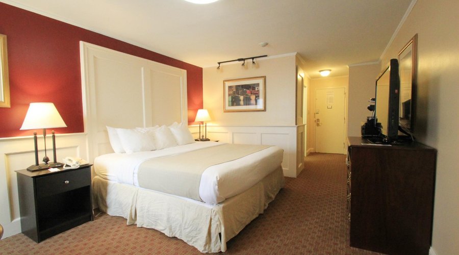 Guest room