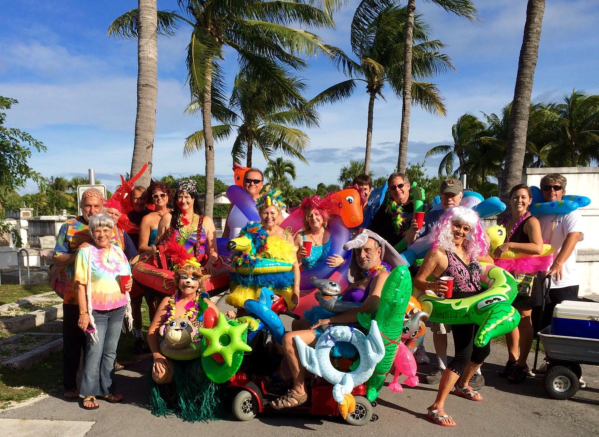 Topless Adult Beach - Fantasy Fest (Key West) - 2023 Lo que se debe saber antes de viajar -  Tripadvisor