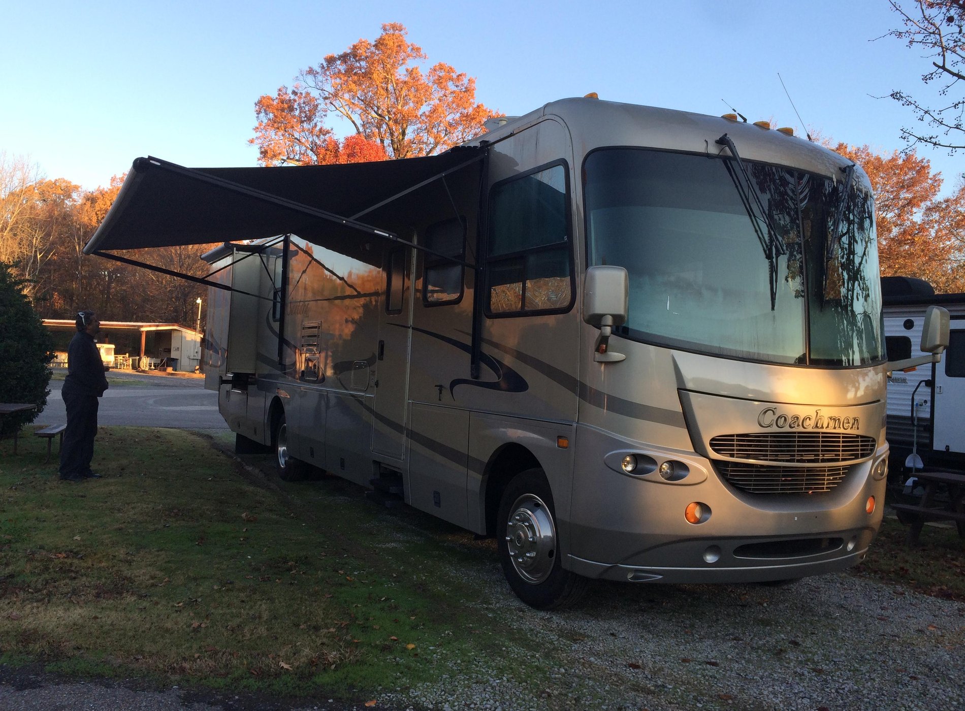 Graceland RV Park & Campground by null