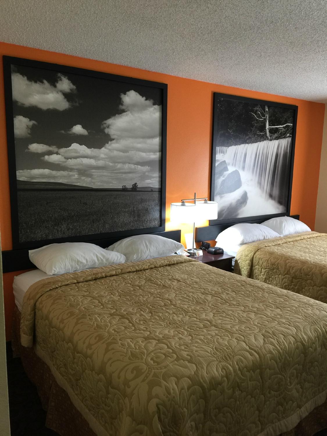 Hotel photo 57 of Super 8 by Wyndham Emporia.