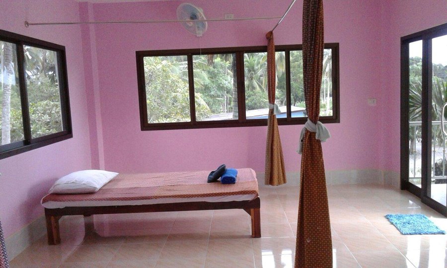 มีห้องนวดแผนโบราณ นวดน้ำมันตามราคา อยู่ท่ามกลางธรรมชาติ