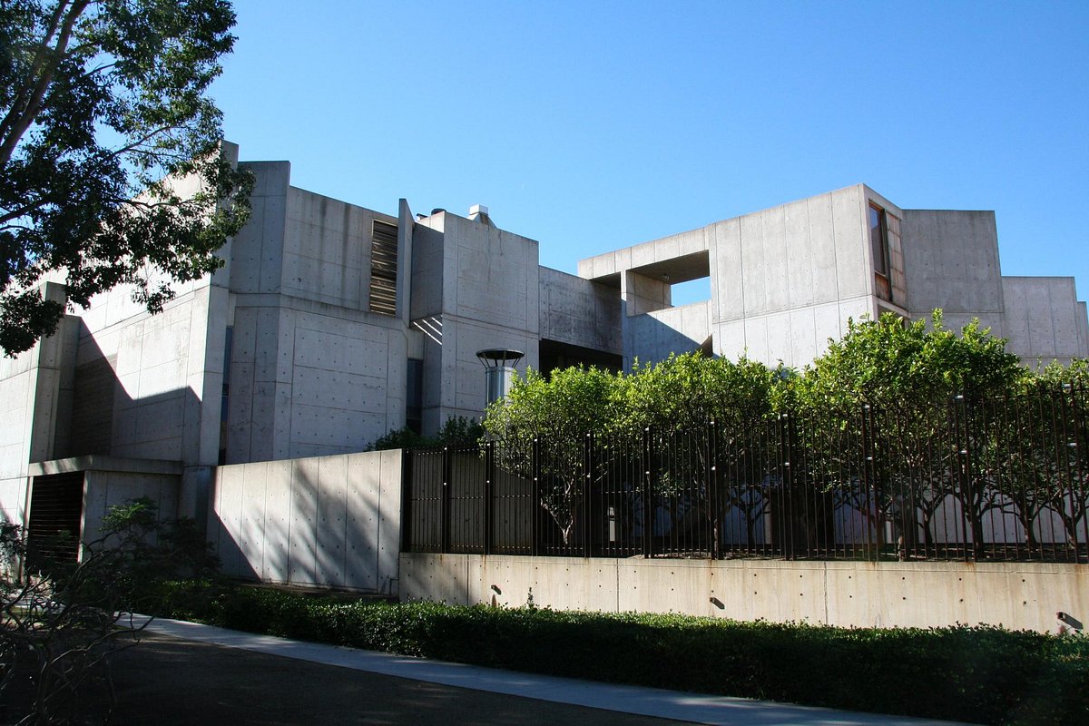 Salk Institute Architecture Tour - Picture of Salk Institute, La Jolla -  Tripadvisor