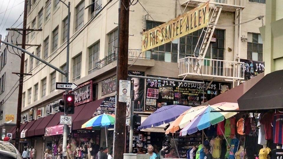 Wedding district shop in downtown la