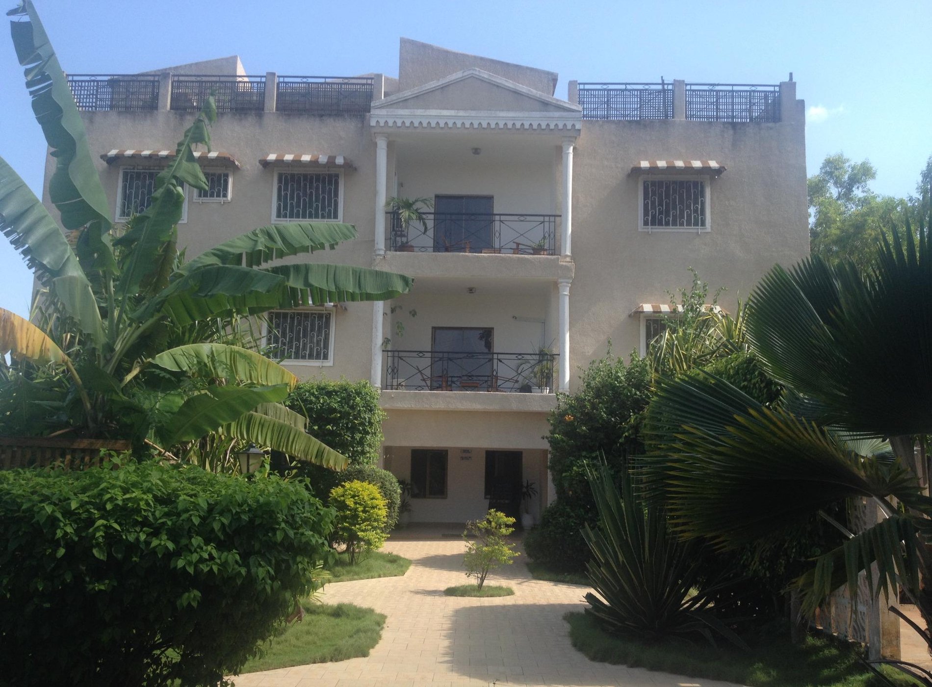 Le Majestic Hotel image