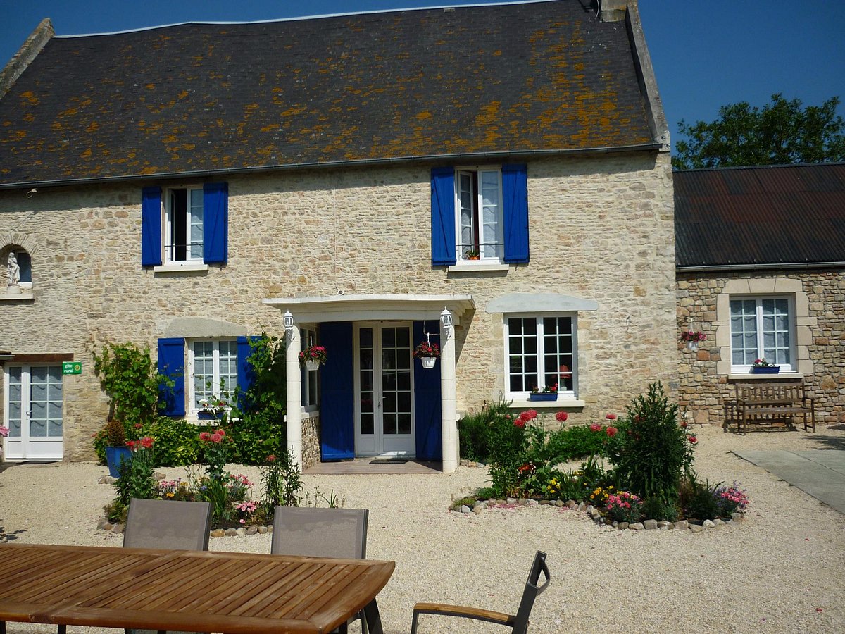 Bed and breakfast at the farm in Isigny sur mer in Normandy