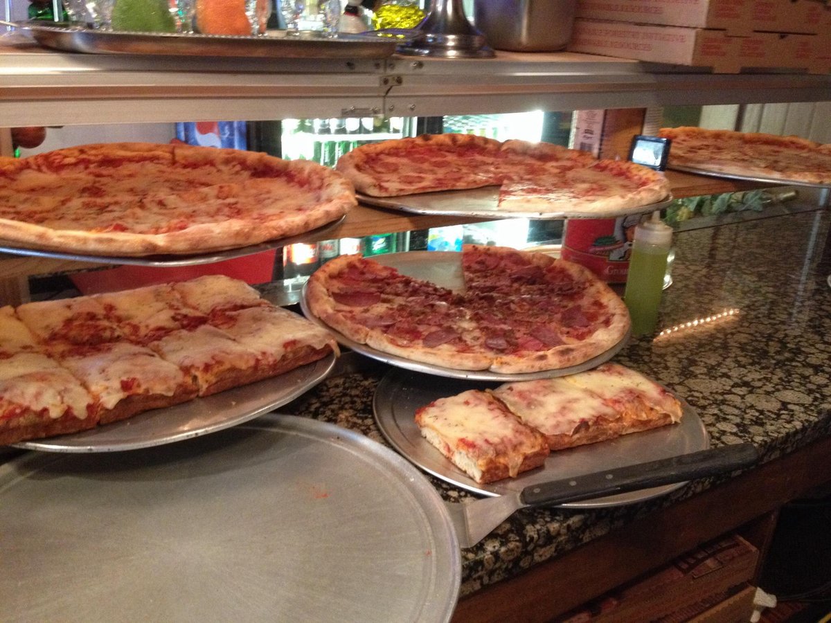 Pasquale's Pizza, Pompano Beach - 2680 E Atlantic Blvd - Photos 