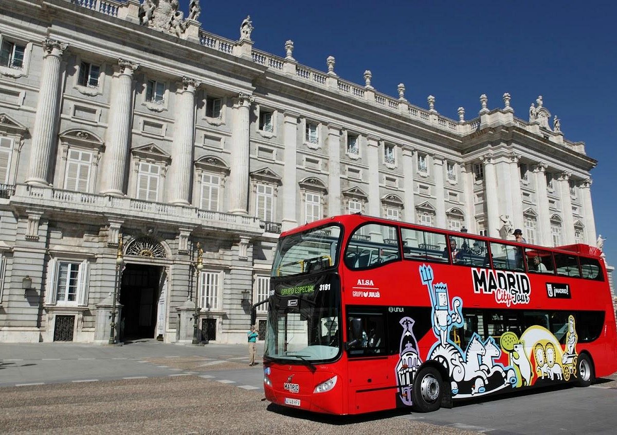 tour madrid by bus