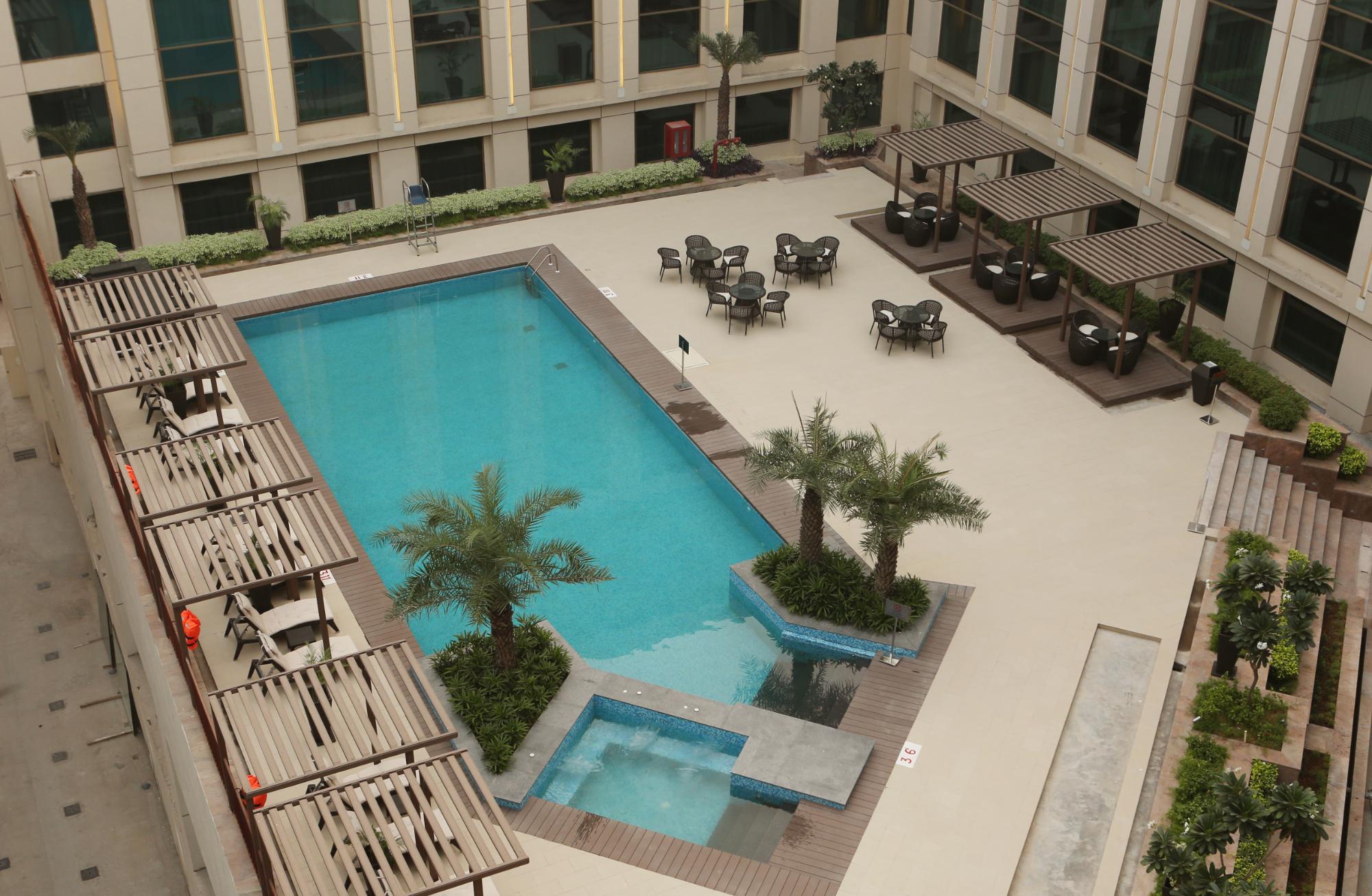 Pride Plaza Hotel Aerocity New Delhi Pool: Pictures & Reviews - Tripadvisor