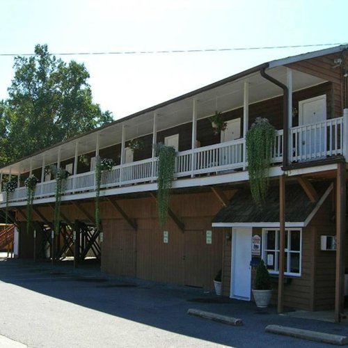 hillside motel