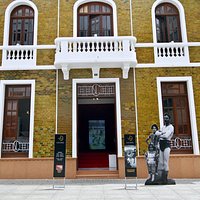 La Casa Amarilla, antiguo Cabildo de Lanzarote, Arrecife, fachada