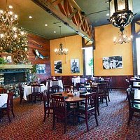 DON'S Seafood Lafayette Dining Room