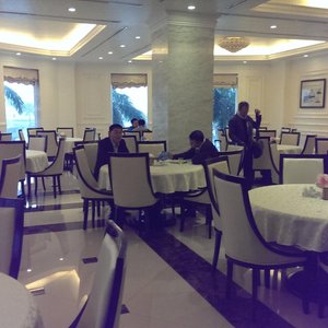 Breakfast Room