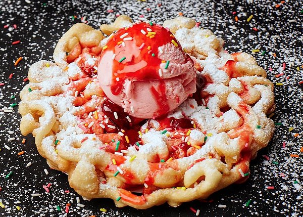 6 Most Popular Pigeon Forge Ice Cream Shops