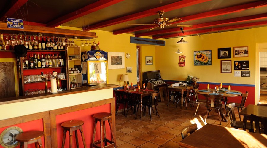 AU BON PORT, Saint-Melany - Restaurant Reviews, Photos & Phone Number - Tripadvisor