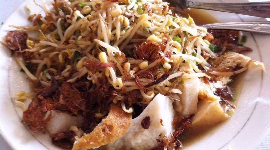 lontong balap rajawali