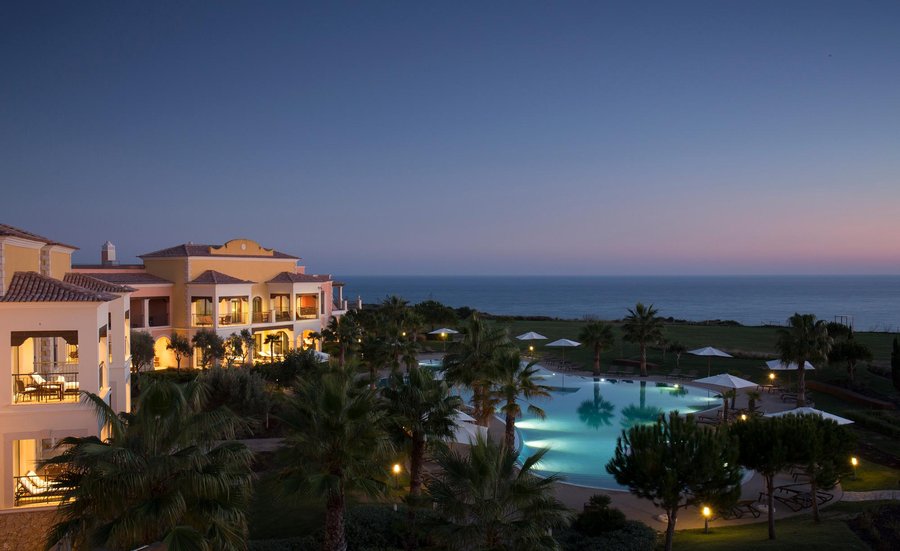 Main pool area at Sunset