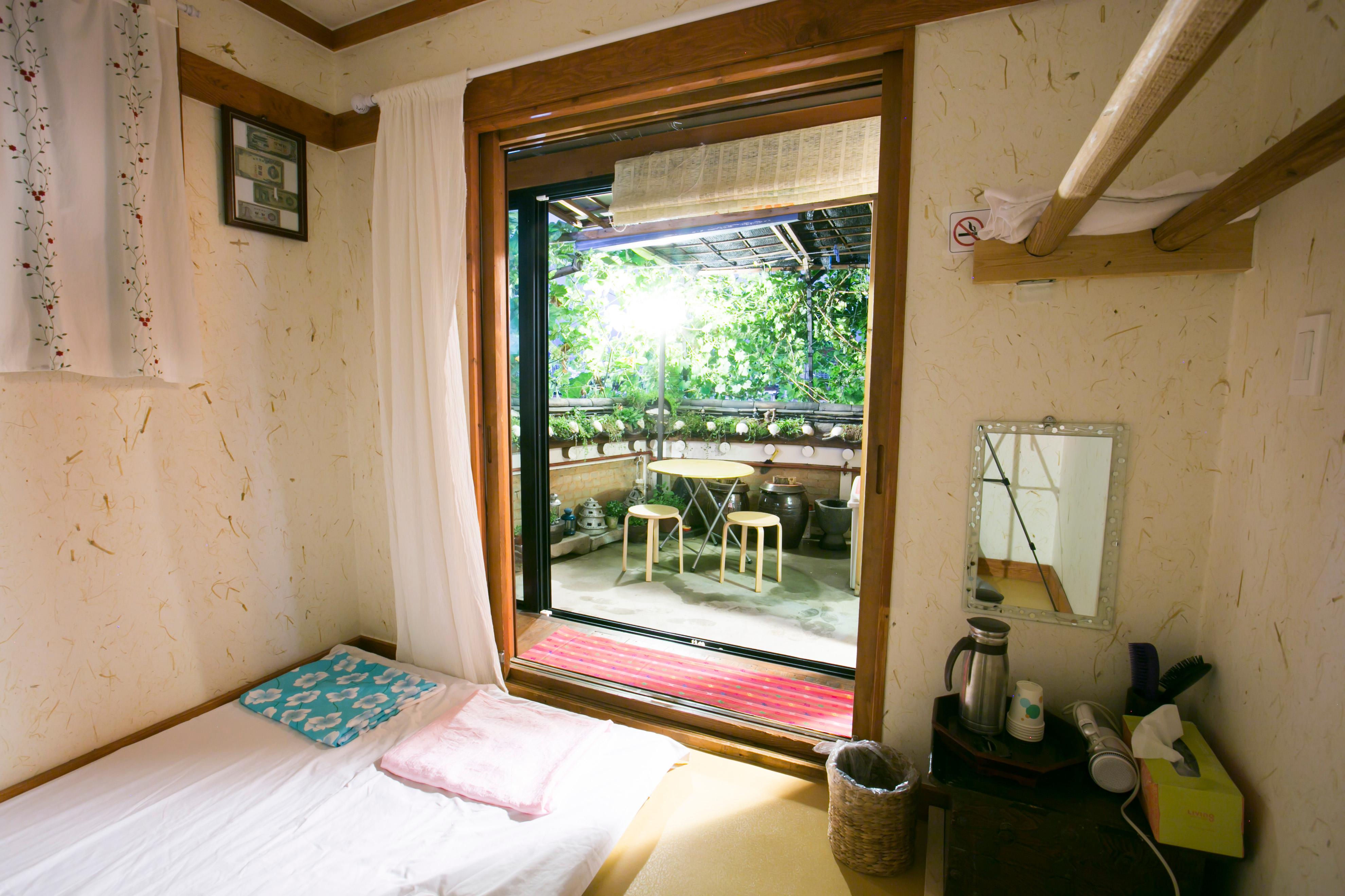 Hotel photo 23 of Bukchonmaru Hanok Guesthouse.