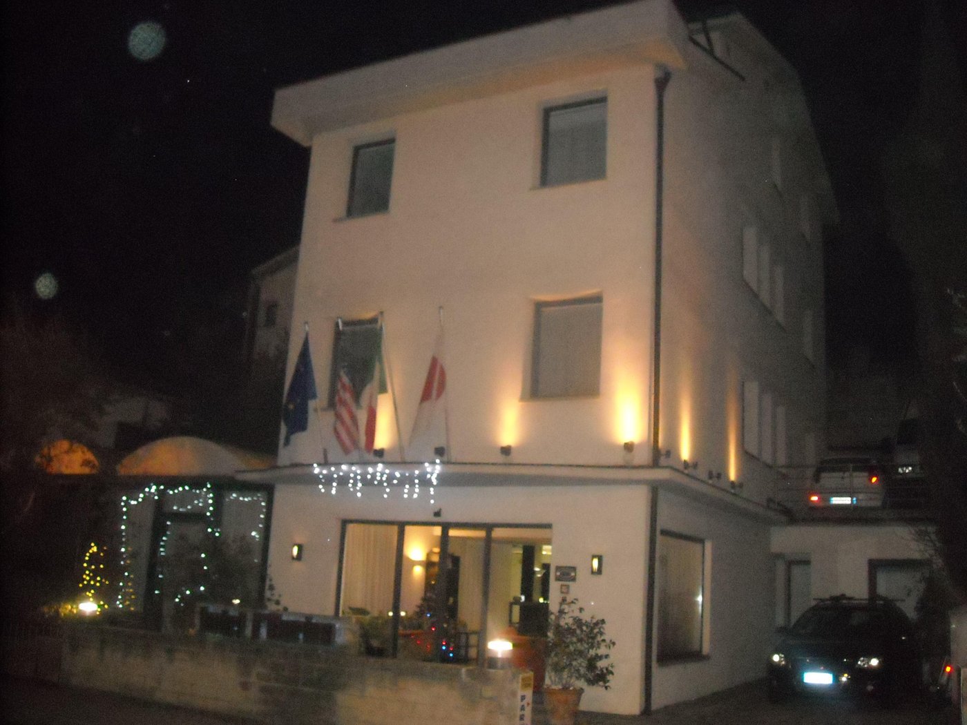 hotel fiorino capraia