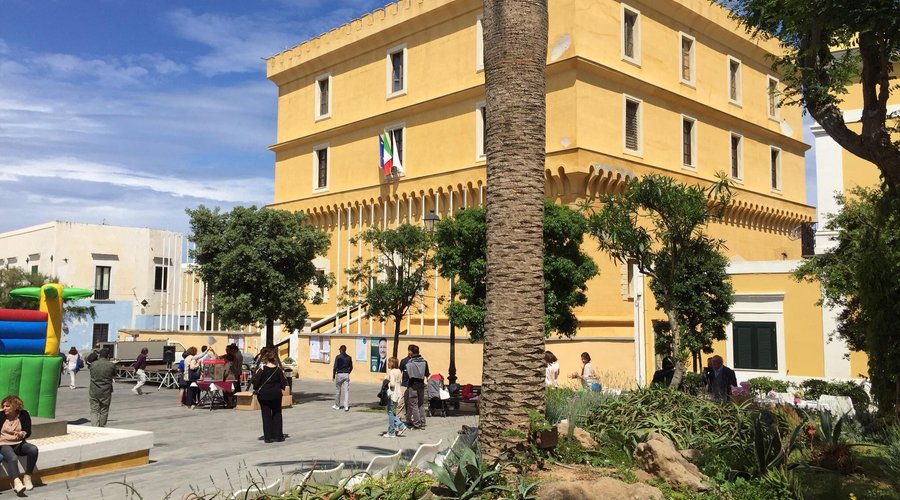 Piazza castello