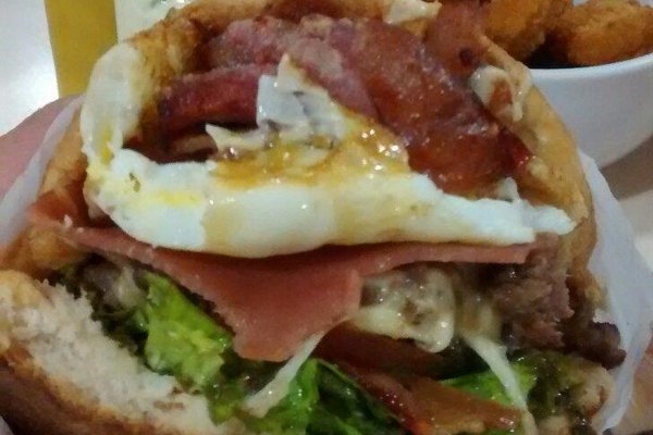 PONTO X LANCHES E PIZZARIA, Blumenau - Agua Verde - Comentários de  Restaurantes & Fotos