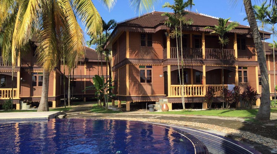 Chalet and swimming pool