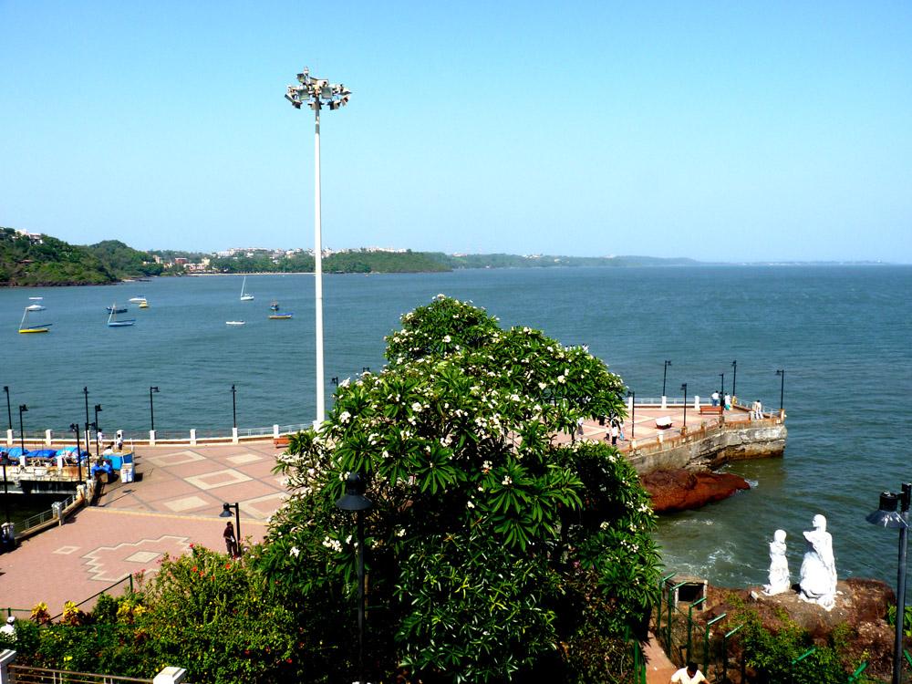 82+ most beautiful images in Dona Paula Beach in India