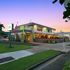 Demi View Motel Frontage