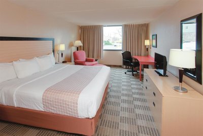 Hotel photo 14 of La Quinta Inn & Suites By Wyndham Fairfield.