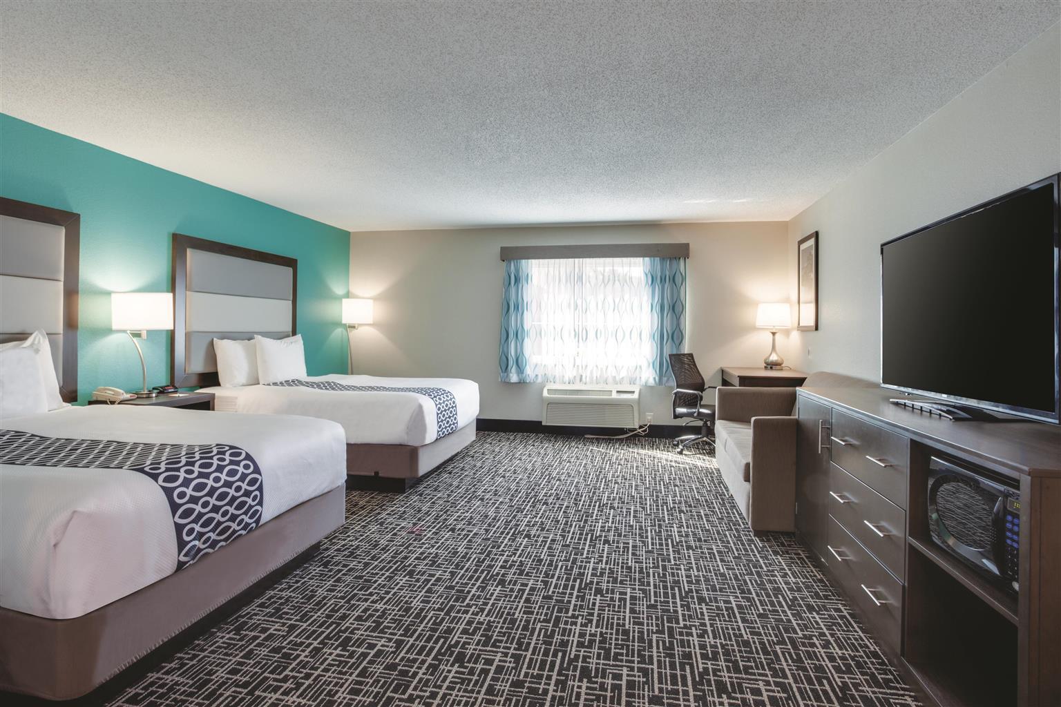 Hotel photo 14 of La Quinta Inn & Suites by Wyndham Batavia.