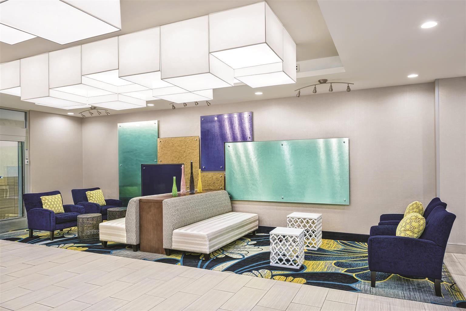 Hotel photo 6 of La Quinta Inn & Suites by Wyndham Odessa N. - Sienna Tower.