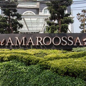 Entrance at the Amaroossa Royal Bogor