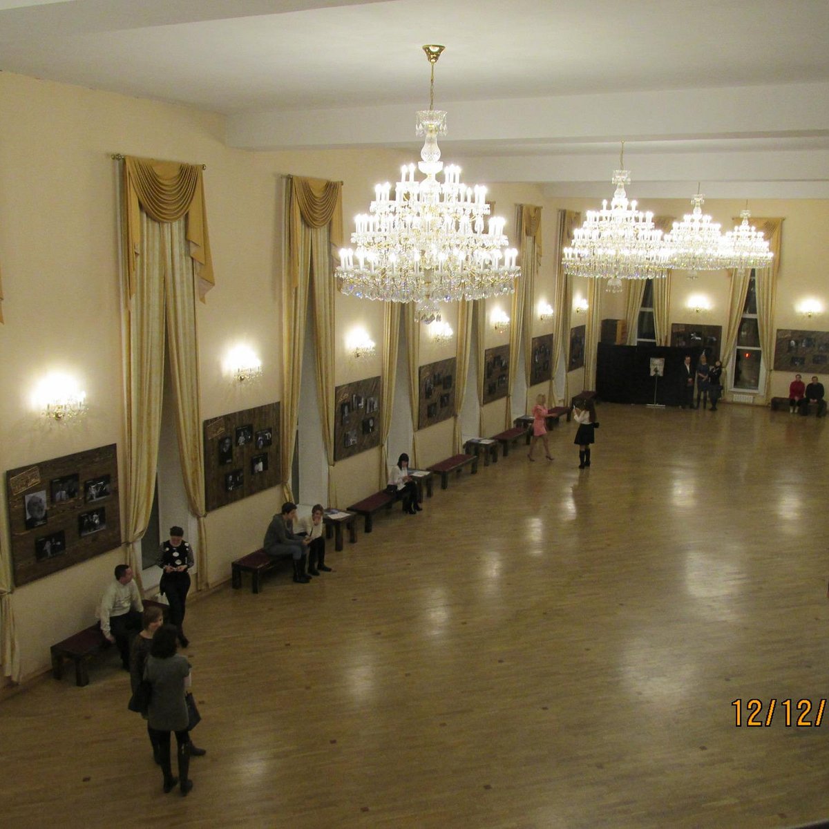 театр драмы екатеринбург малый зал