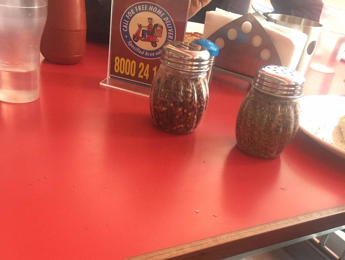 PIZZA ZONE, Ahmedabad - Ground Floor Habatpur Cross Rd - Restaurant