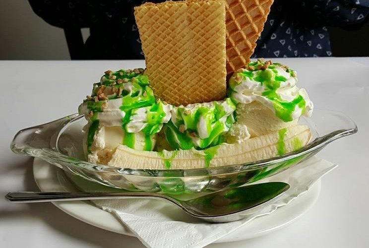 Banana split!