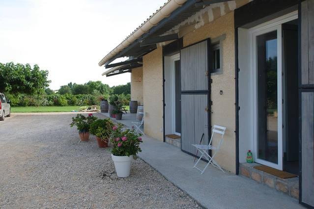 Le Petit Travers Vacation Rentals & Homes - Mauguio, France