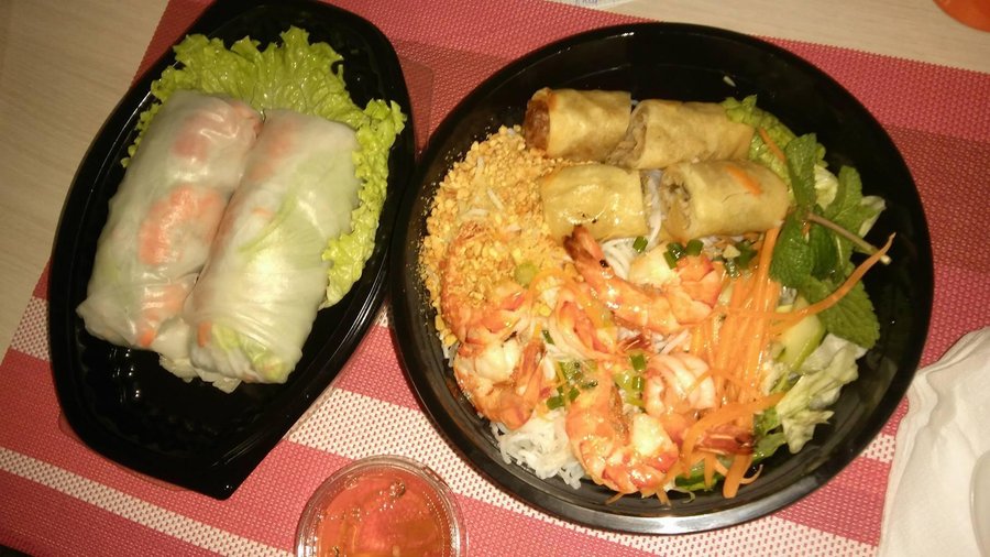 Rouleaux de printemps + bobun crevettes