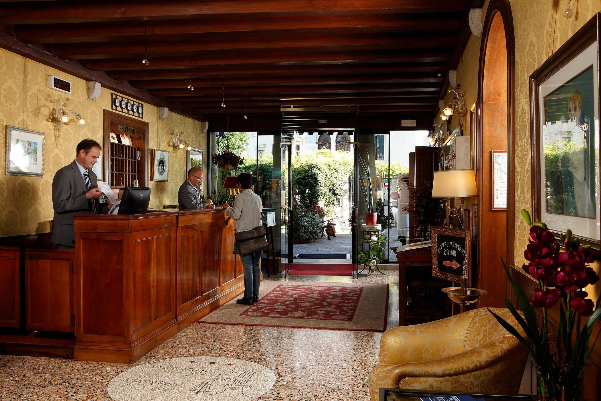 Pensione Accademia - Villa Maravege by null