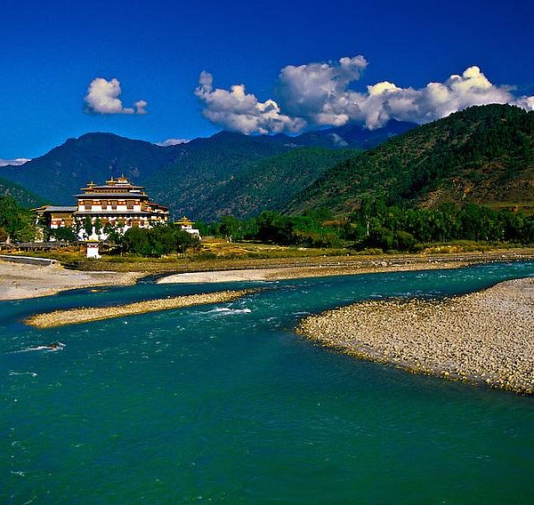 tourism in bhutan 2023
