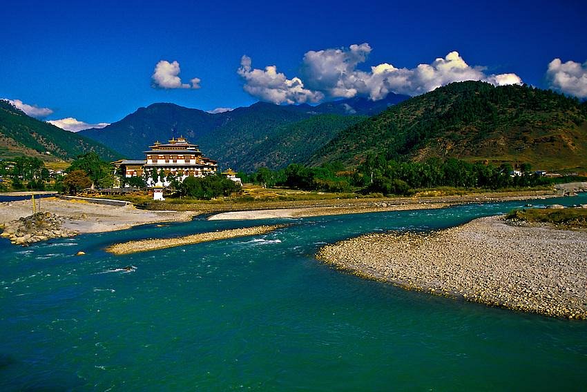 Punakha Dzong image
