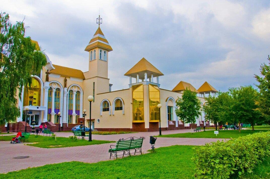 Краснознаменск. Краснознаменск достопримечательности. Краснознаменск дом творчества. Краснознаменск фото города достопримечательности. 7 Центр г. Краснознаменск.