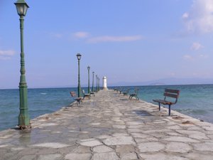 Πισίνα και παραλία