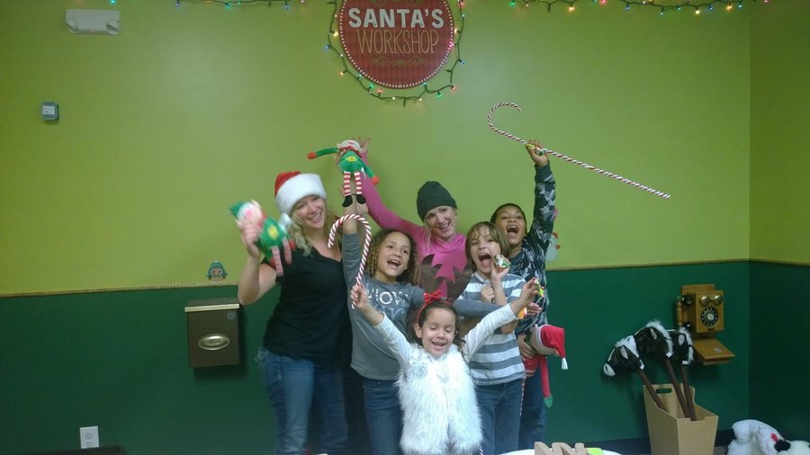 Santa's workshop fun!  We love hosting families & friends!